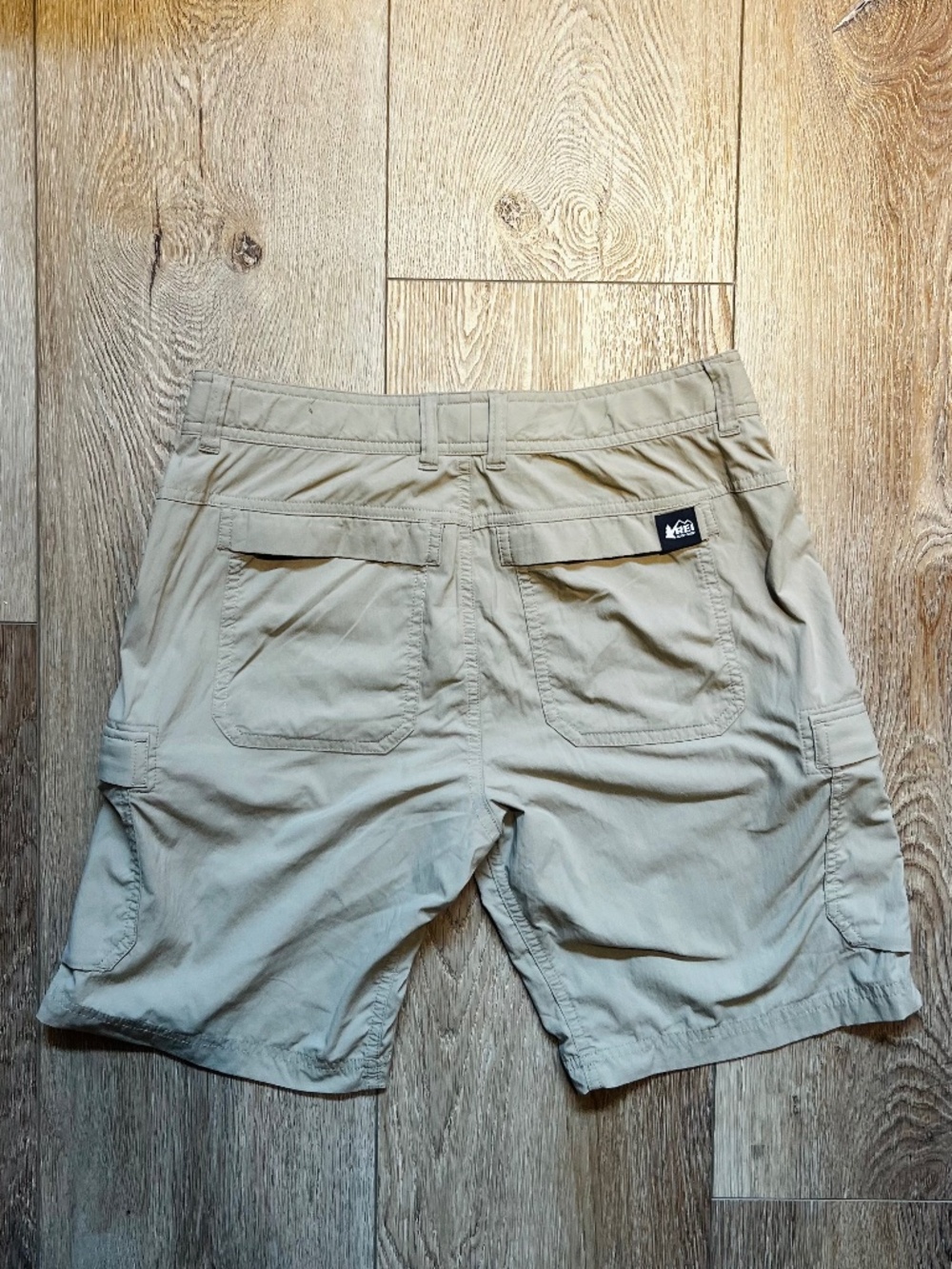 REI CO-op Sahara Women's Shorts | 9" Inseam - Picture 5 of 11
